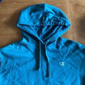 Dark green Champion cropped hoodie. Size Large.
